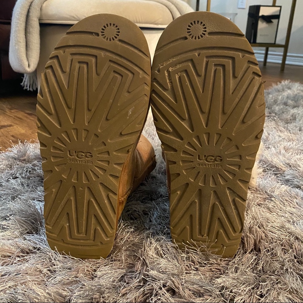 Ugg Bailey Button - image 7